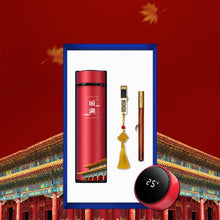 Muatkan imej ke dalam penonton Galeri, The Palace Museum Pattern Chinese Style Smart Thermos Ball Pen USB Gift Box
