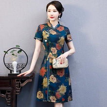 Load image into Gallery viewer, Short Sleeve Cheongsam Top Knee Length Floral Ao Dai Dress with Tassel
