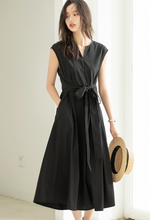 Load image into Gallery viewer, Catherine Maxi Bow Dress
