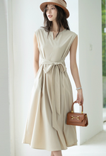 Load image into Gallery viewer, Catherine Maxi Bow Dress
