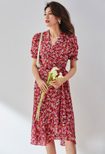 Load image into Gallery viewer, Alicia&#39;s Floral Dress
