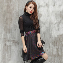 Muatkan imej ke dalam penonton Galeri, Chinese Style Brocade Skirt with Chiffon Layer
