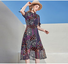 Muatkan imej ke dalam penonton Galeri, 100% Silk Women&#39;s Runway Dresses Turn Down Collar Short Sleeves Bow Detailing Printed Fashion Casual Dresses
