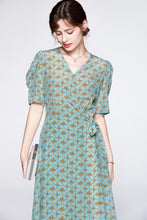 Muatkan imej ke dalam penonton Galeri, 100% Silk Women&#39;s Dresses V Neck Short Sleeves Printed Lace Up Fashion Summer Dress Vestidos
