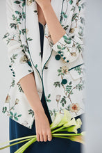 Load image into Gallery viewer, Sabrina Tropical Jacket
