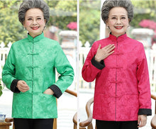 Muatkan imej ke dalam penonton Galeri, Reversible Silk Blend Auspicious Pattern Women&#39;s Chinese Jacket
