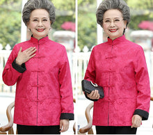 Muatkan imej ke dalam penonton Galeri, Reversible Silk Blend Auspicious Pattern Women&#39;s Chinese Jacket
